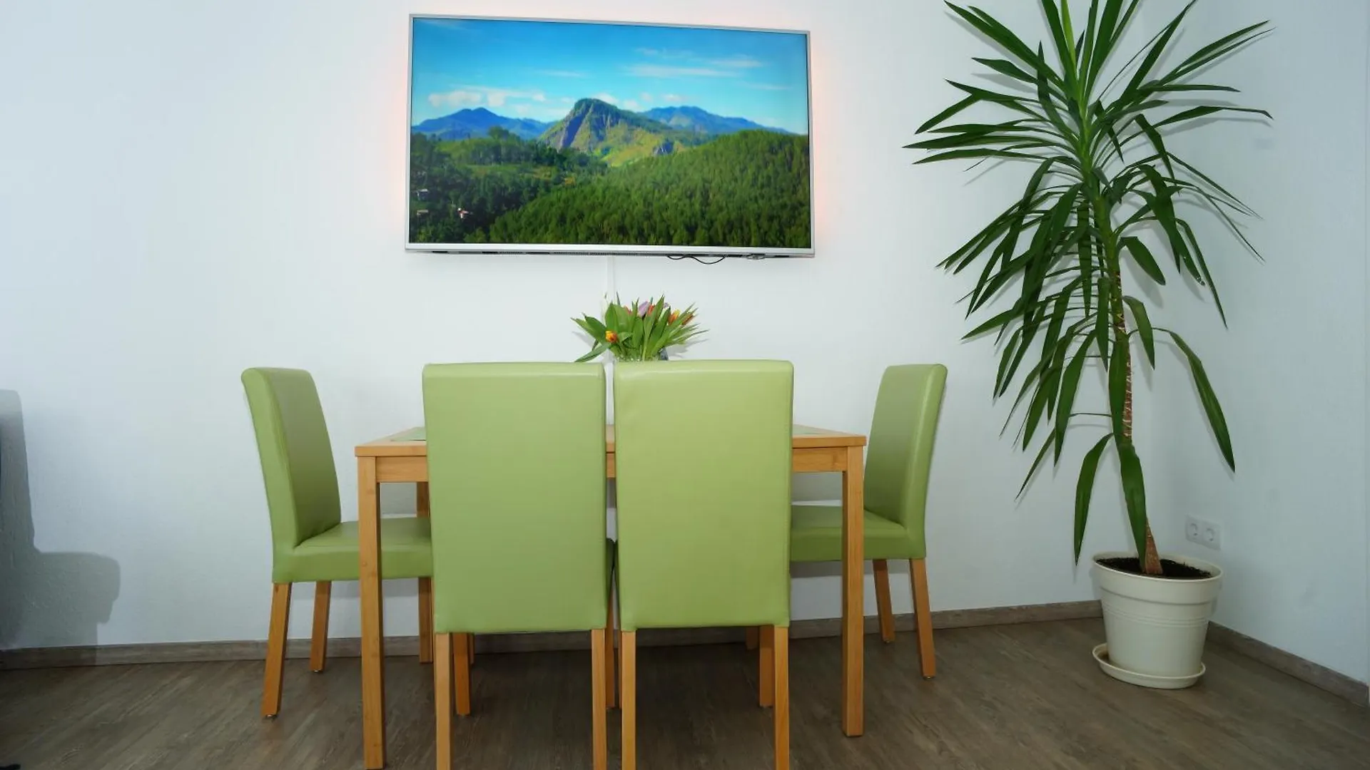Apartment RELAX - GREEN mit Pool und Sauna Scheidegg